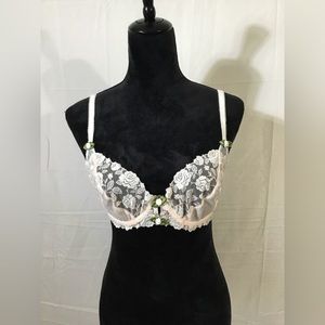 Victoria’s Secret bra size m
